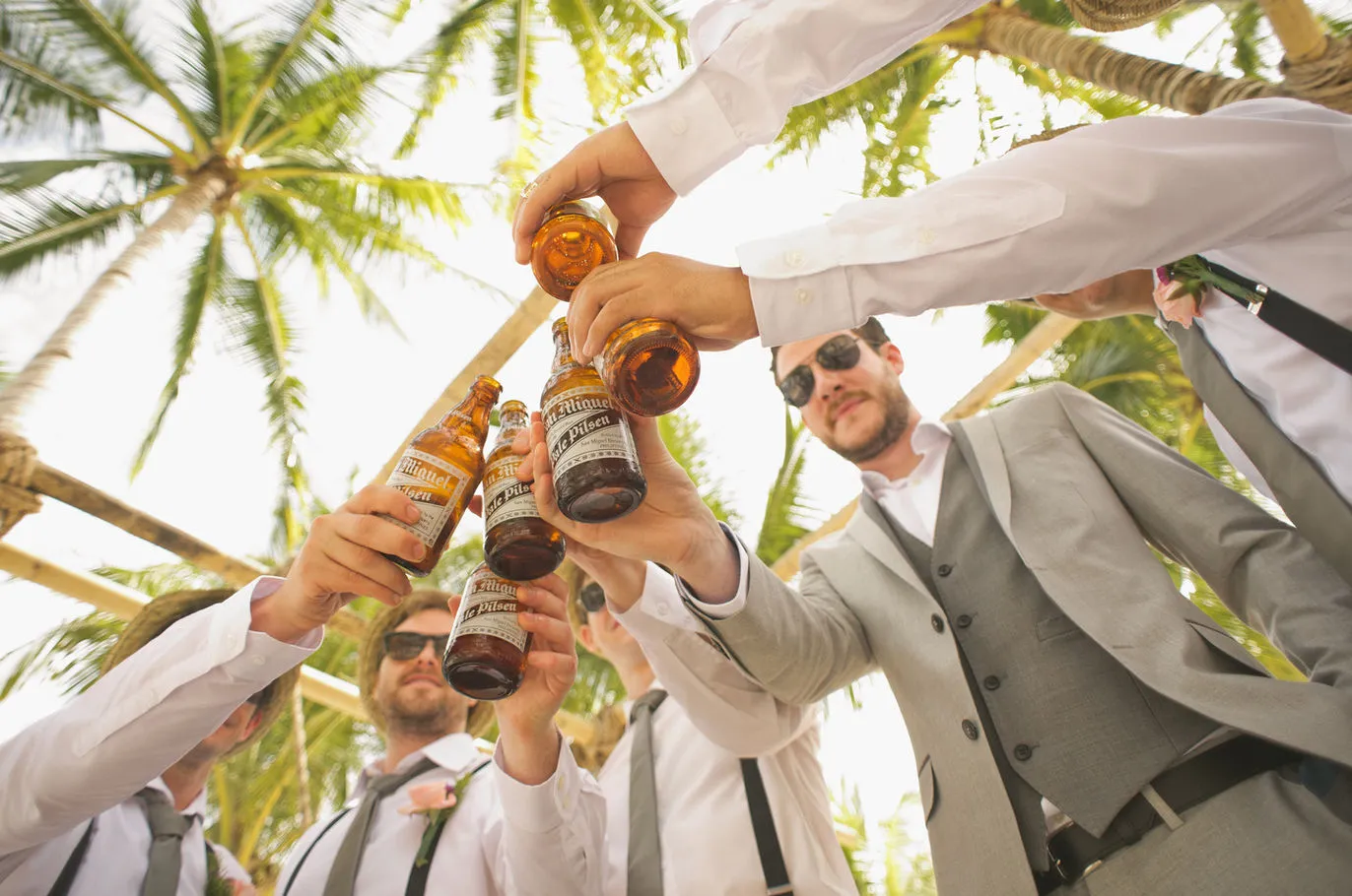 Wedding bartender for hire